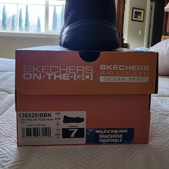 Women's Skechers On-the-GO Flex Peony Air Cooled GOGA MAT - Picture 13 of 16